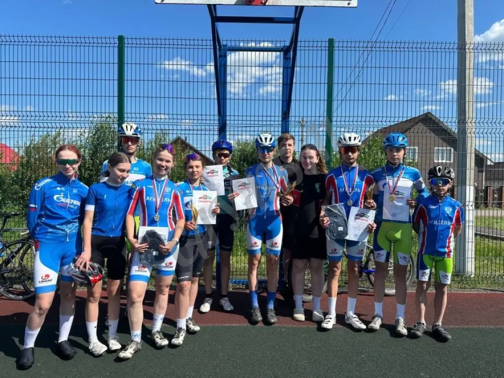 «От первой поездки до соревнований: приглашаем детей в велосекцию!»